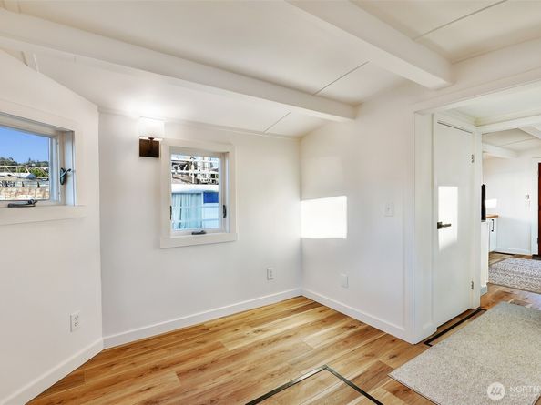 360 W Ewing Street C26, Seattle WA 98119