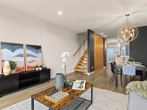 2273 14th Avenue W, Seattle WA 98119