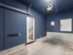 2273 14th Avenue W, Seattle WA 98119