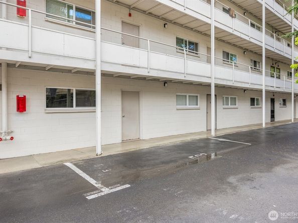 201 2nd Street S 103, Kirkland WA 98033