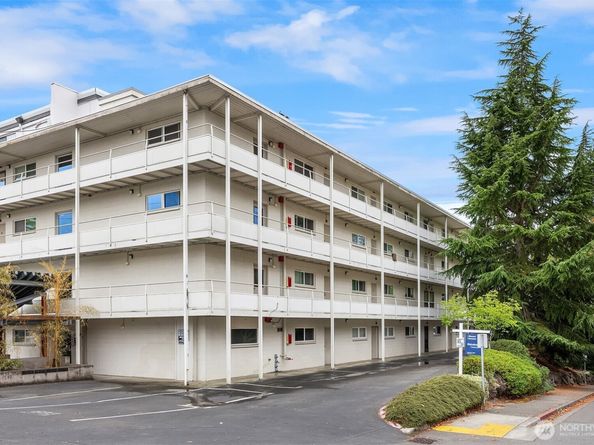 201 2nd Street S 103, Kirkland WA 98033