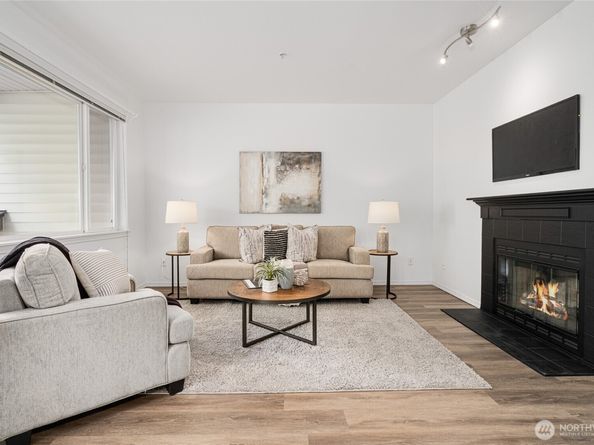 7583 Old Redmond Road A203, Redmond WA 98052