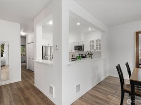 7583 Old Redmond Road A203, Redmond WA 98052
