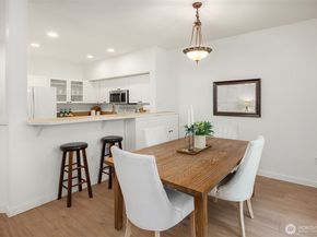 23722 SE 36th Lane, Sammamish WA 98029