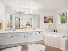 23722 SE 36th Lane, Sammamish WA 98029