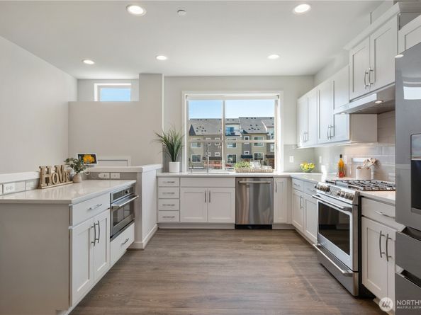 1088 6th Avenue NE 18.6, Issaquah WA 98029