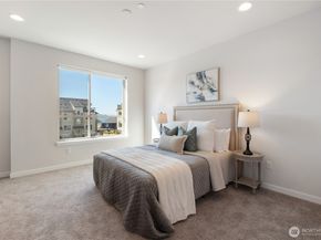 1088 6th Avenue NE 18.6, Issaquah WA 98029