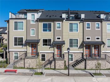 1088 6th Avenue NE