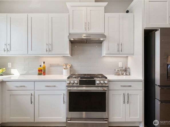 1088 6th Avenue NE 18.6, Issaquah WA 98029