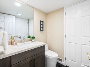 106 Cascade Key, Bellevue WA 98006