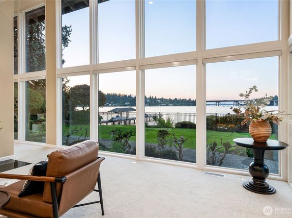 106 Cascade Key, Bellevue WA 98006