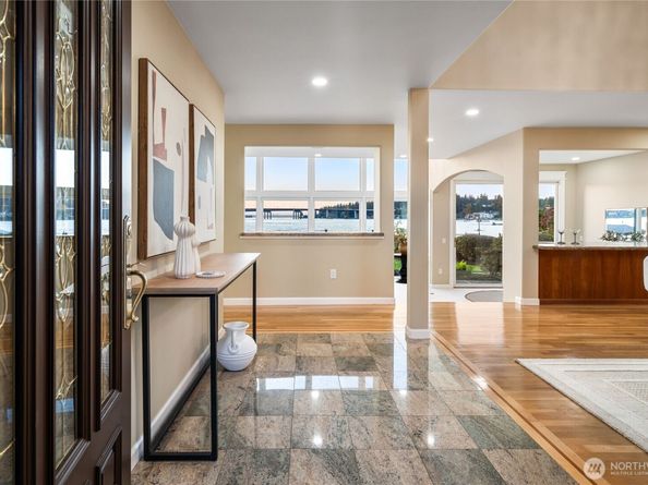 106 Cascade Key, Bellevue WA 98006