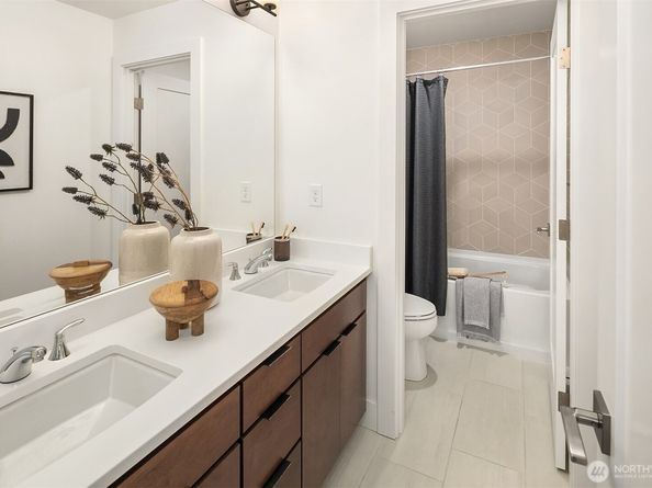 26758 NE Walden Way, Duvall WA 98019