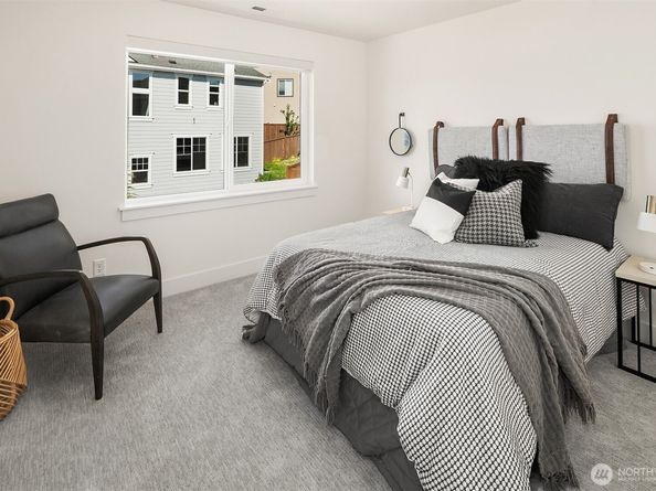 26758 NE Walden Way, Duvall WA 98019