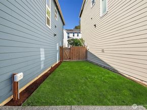 26758 NE Walden Way, Duvall WA 98019