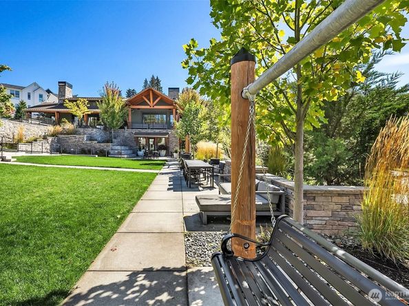 26758 NE Walden Way, Duvall WA 98019