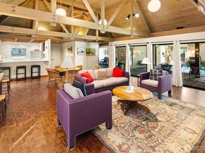 6652 Parkpoint Way NE D311, Seattle WA 98115