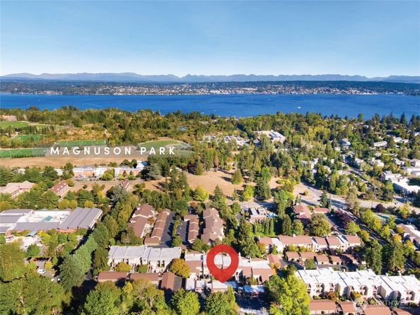 6652 Parkpoint Way NE D311, Seattle WA 98115