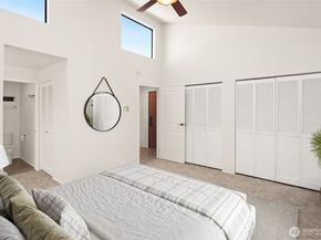 6652 Parkpoint Way NE D311, Seattle WA 98115