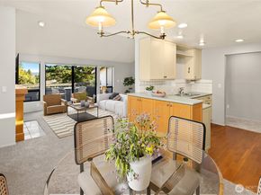6652 Parkpoint Way NE D311, Seattle WA 98115