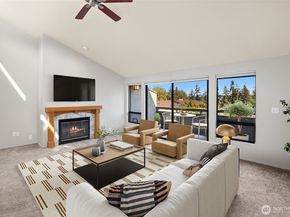 6652 Parkpoint Way NE D311, Seattle WA 98115