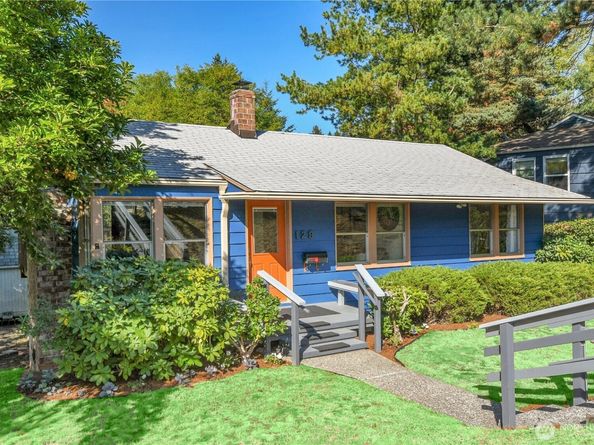 128 NE 174th Street, Shoreline WA 98155