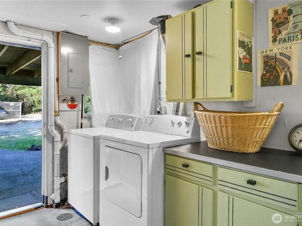 128 NE 174th Street, Shoreline WA 98155