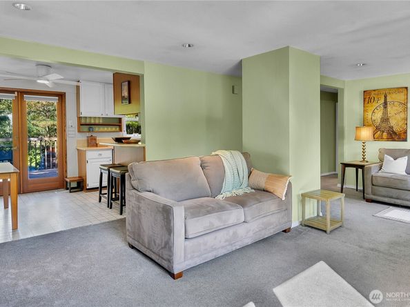 128 NE 174th Street, Shoreline WA 98155