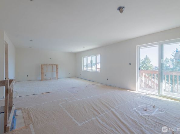 1270 Lansing Avenue, Bremerton WA 98312