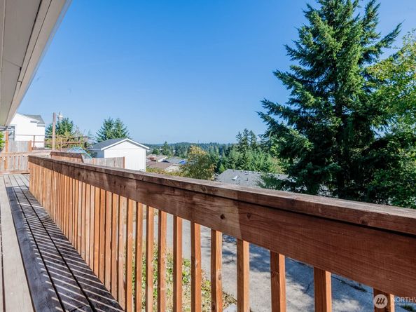 1270 Lansing Avenue, Bremerton WA 98312