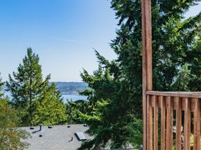 1270 Lansing Avenue, Bremerton WA 98312