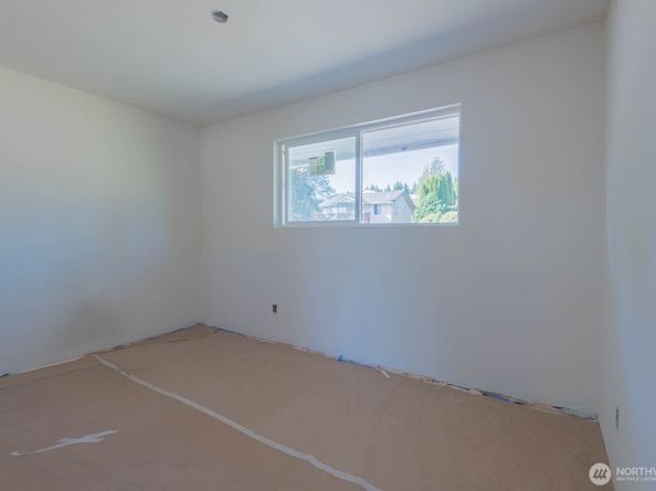 1270 Lansing Avenue, Bremerton WA 98312