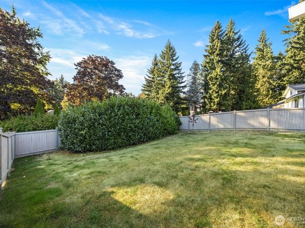 20904 NE 91st Street, Redmond WA 98053