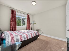 19821 75th Avenue NE, Kenmore WA 98028