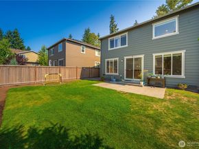 19821 75th Avenue NE, Kenmore WA 98028