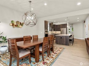 19821 75th Avenue NE, Kenmore WA 98028