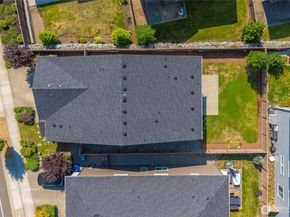 19821 75th Avenue NE, Kenmore WA 98028
