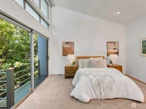 4230 W Mercer Way, Mercer Island WA 98040