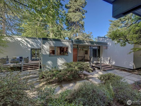 4230 W Mercer Way, Mercer Island WA 98040