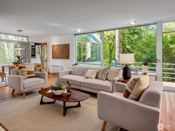 4230 W Mercer Way, Mercer Island WA 98040