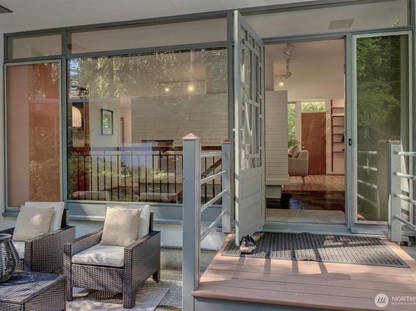4230 W Mercer Way, Mercer Island WA 98040