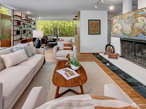 4230 W Mercer Way, Mercer Island WA 98040