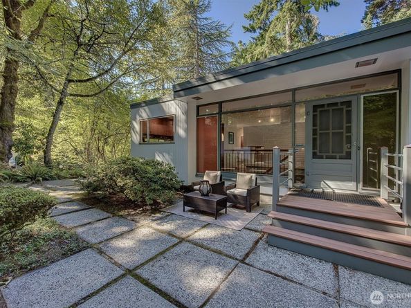 4230 W Mercer Way, Mercer Island WA 98040