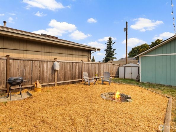 2307 Fulton Street, Everett WA 98201
