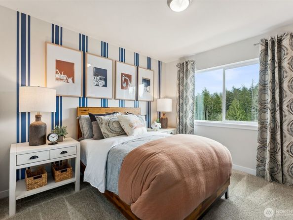3952 McCormick Village Drive, Bremerton WA 98312