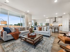 3952 McCormick Village Drive, Bremerton WA 98312