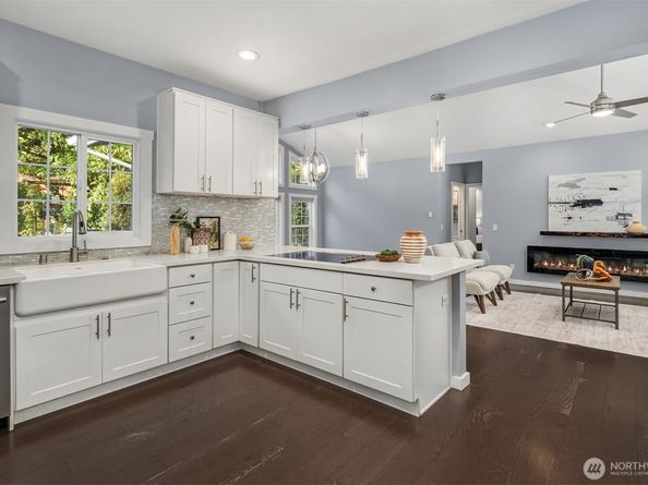 26833 SE 76th Place, Issaquah WA 98027