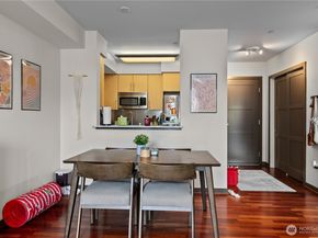 413 NE 70th Street 204, Seattle WA 98115