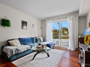 413 NE 70th Street 204, Seattle WA 98115