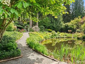 23122 35th Avenue SE, Bothell WA 98021